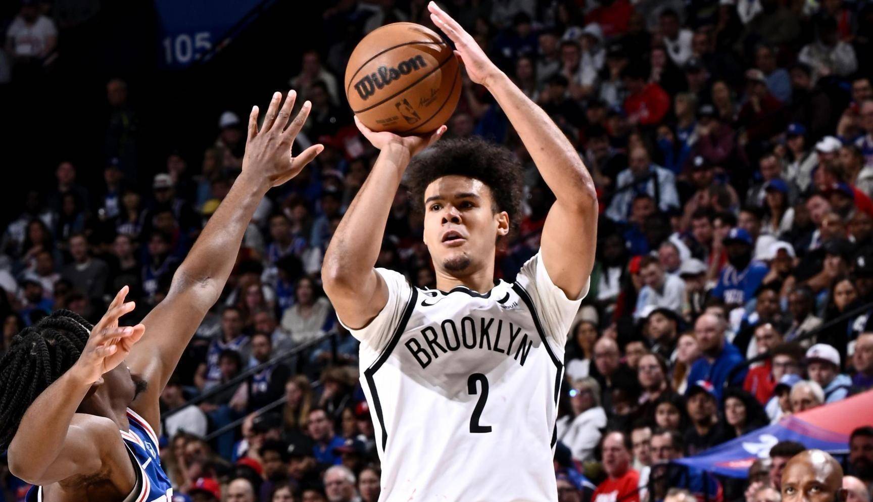 我们不要只为整个联盟做事,我们要理性分析,湖人能用拉塞尔换来谁?