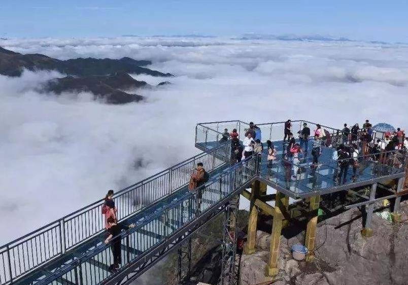 广东境内有一冷门景区,云山雾绕仿佛仙境,门票不贵却鲜少人知_金子山
