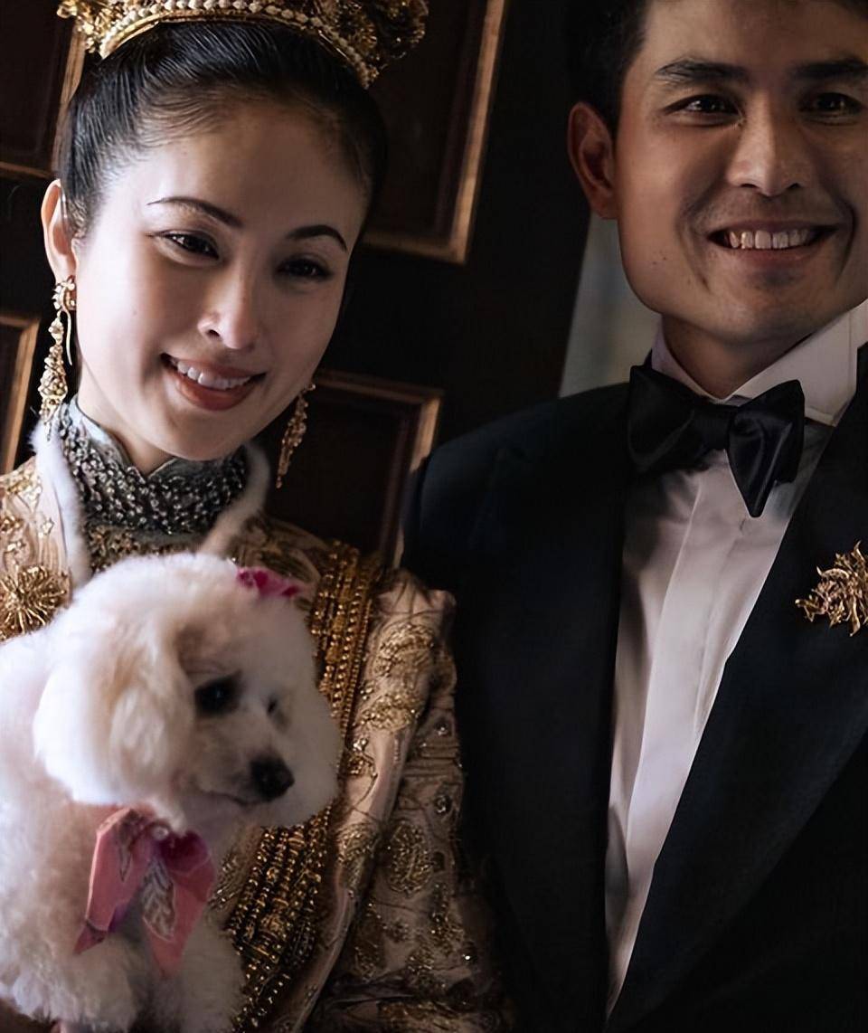 泰国最美变性人宝儿大婚!