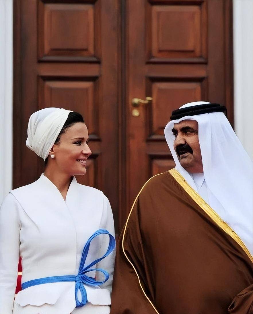 莫扎:从囚犯之女到卡塔尔太后,一心搞钱,豪掷2200亿举办世界杯_王太后