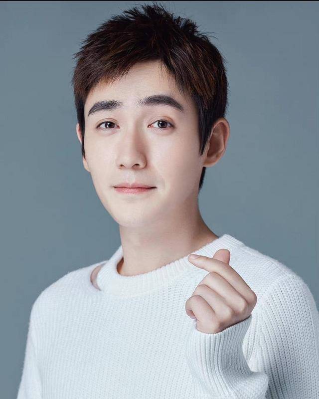 一线男演员隐婚生二胎,给女方另买豪宅没有同居_孩子_朱一龙_妈妈