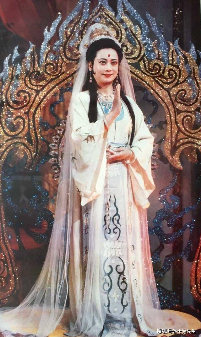 孙悟空刚刚修得神通之时,野性十足,无法无天,闹了龙宫闹