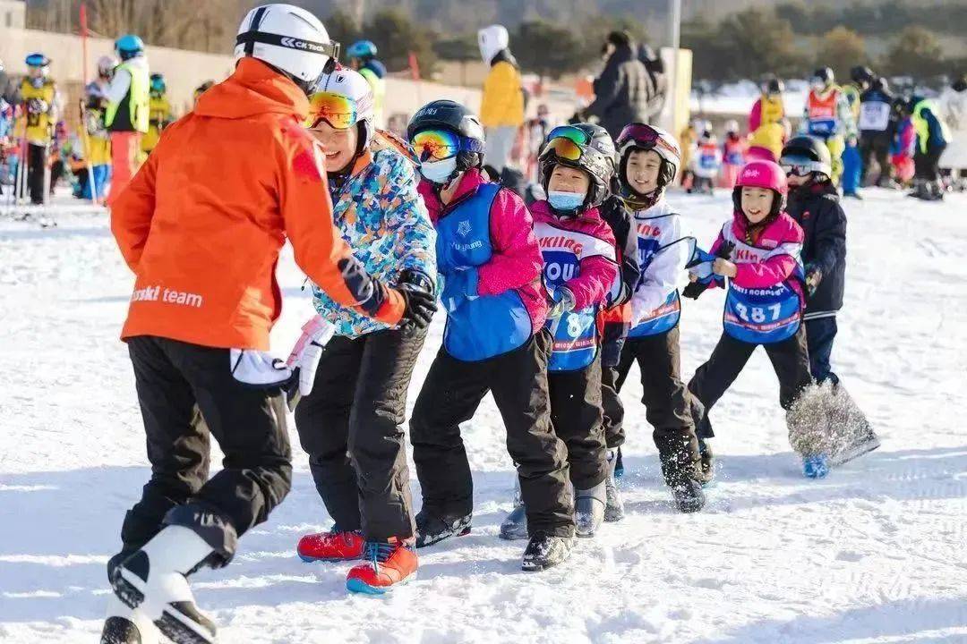 北京五日滑雪走讀營|市區往返接送,可以回家的滑雪營!