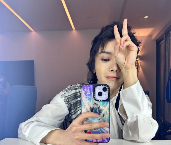 华晨宇苛待女儿?只因怀疑血缘关系,这不纯纯渣男吗._张碧_偶像_带着