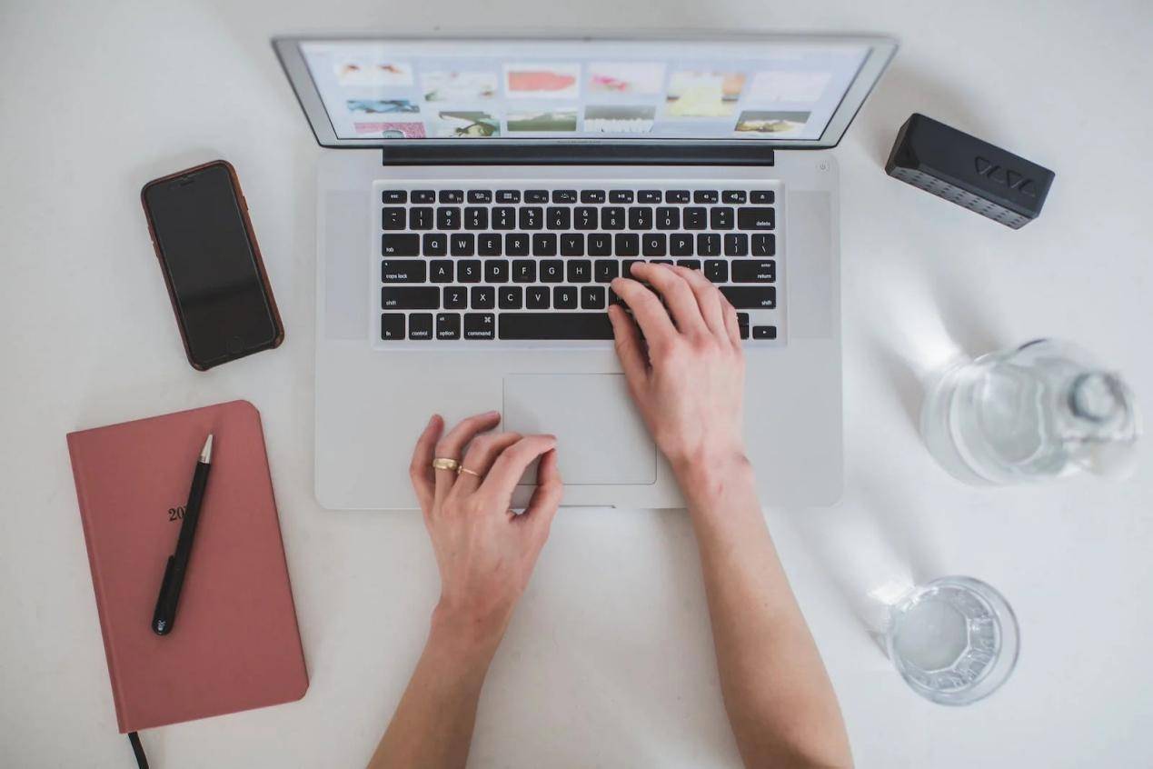 Excel表格完美复制到Word中：保持格式与数据同步更新全攻略_搜狐网