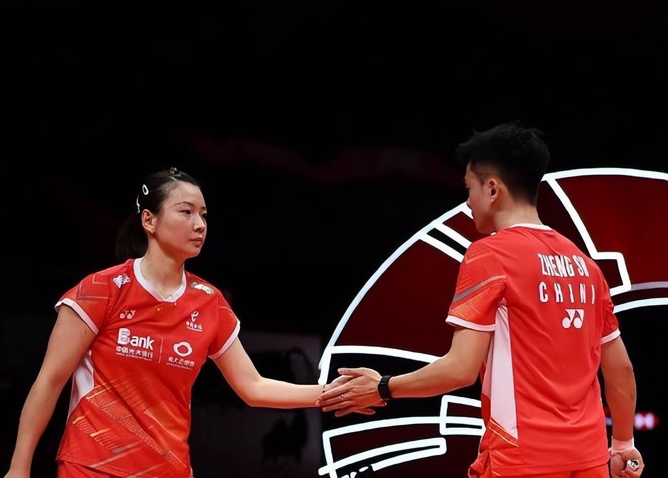 此次大马赛,冯彦哲/黄东萍在首轮即遭淘汰,郑思维/黄雅琼在1/4决赛