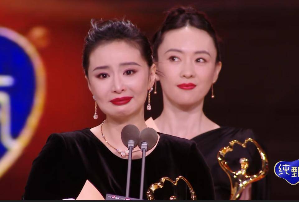 肖战马丽互让c位,于适念错字被嘲,杨幂哽咽_时候_贾玲_雷佳音