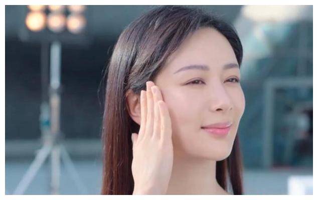 罗晋《庭外》才播2集,就有一波人想弃剧了,理由竟让人无力反驳_表演