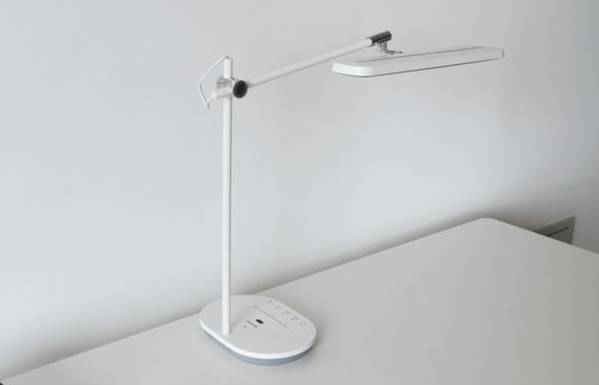 护眼台灯到底有没有用?护眼台灯的好处