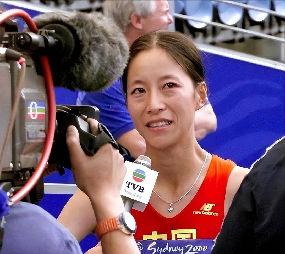 奥运冠军王丽萍,退役转型当老板,46岁依旧漂亮,女儿颜值高