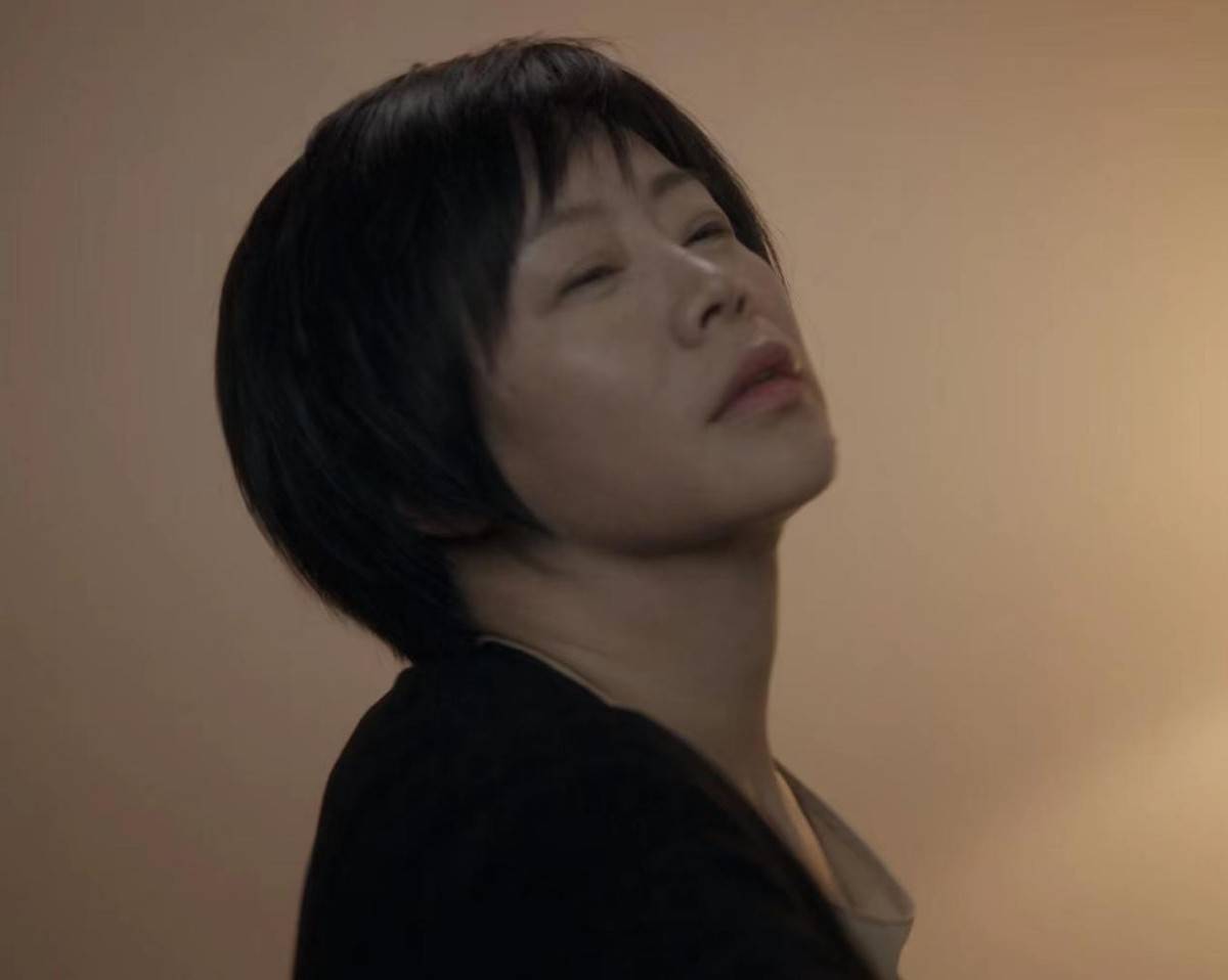 54岁王柠怎么忍心下手?