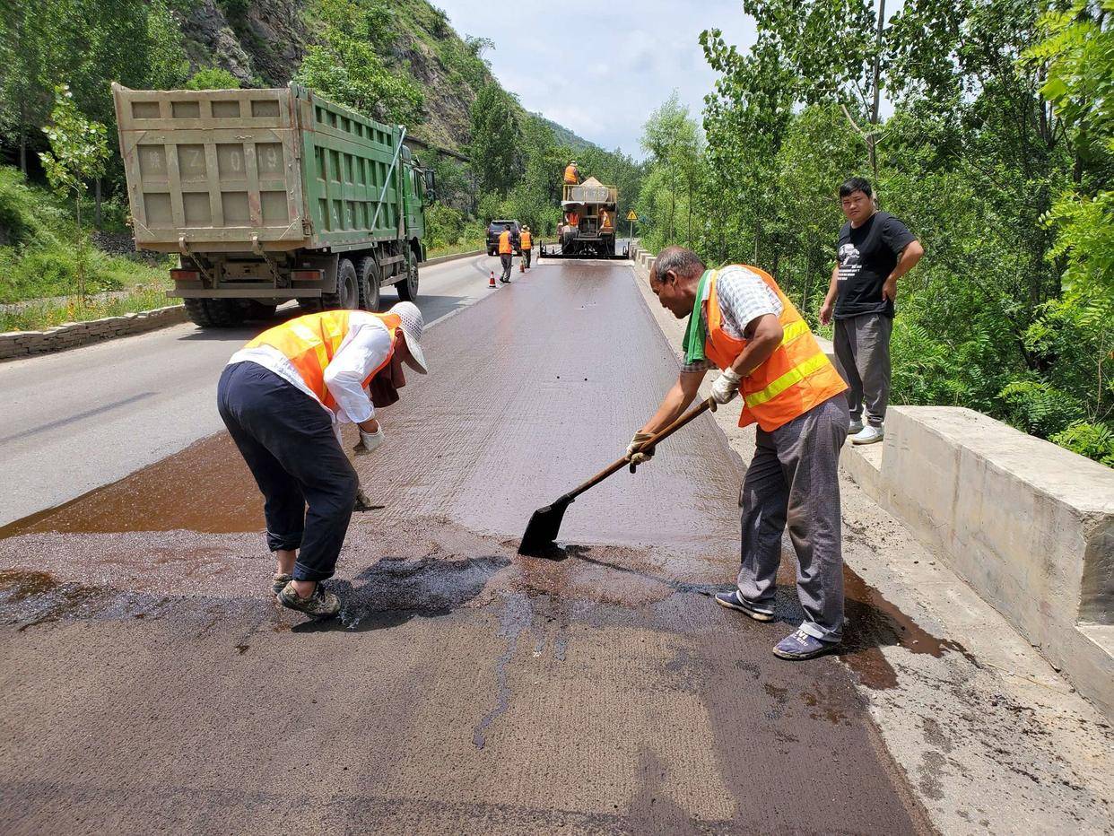 微表处与稀浆封层的区别_高速公路_磨耗_养护