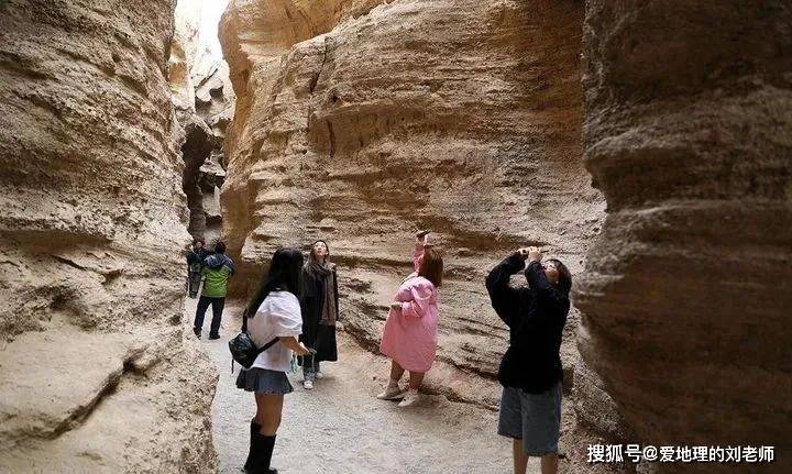 一张门票3500元,外国人进去要交30万_楼兰_古城_罗布泊