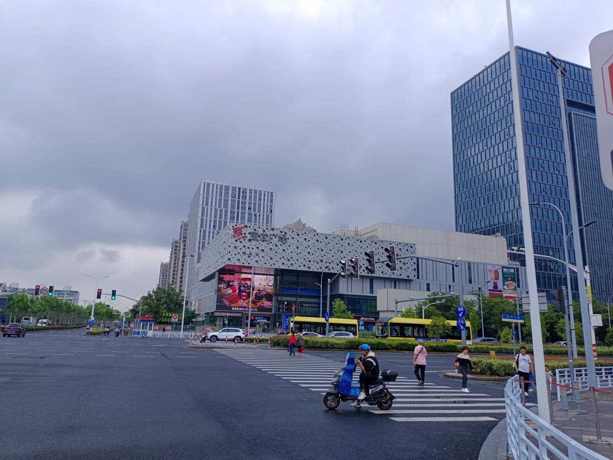 青浦宝龙城市广场,宝龙城市广场房价,上海青浦宝龙城市广场,物业费