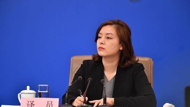 "最美翻译官"张京,靠实力吊打美国翻译,她的人生有多精彩?