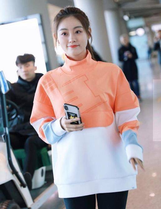 杨幂手下5朵"金花",个个神仙颜值,网友:这眼光真不一般_祝绪丹