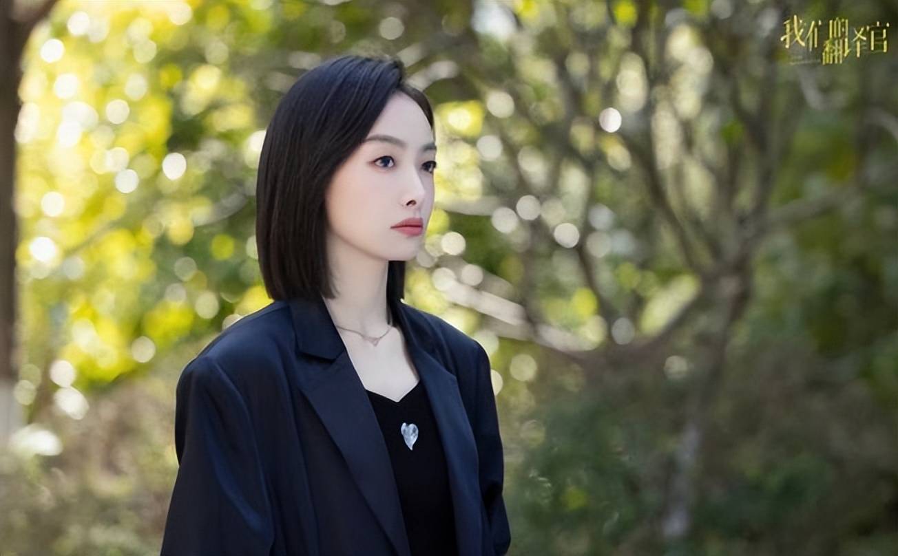 当然宋茜在演绎影视作品的同时也在捡起昔日的老本行,她参与一些综艺