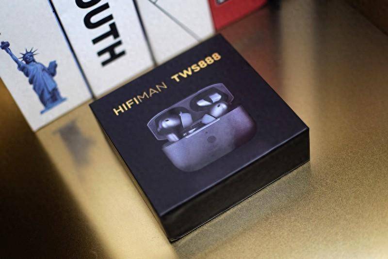 简化电路用更大的振膜单元 提升更好的音质 HIFIMAN TWS888