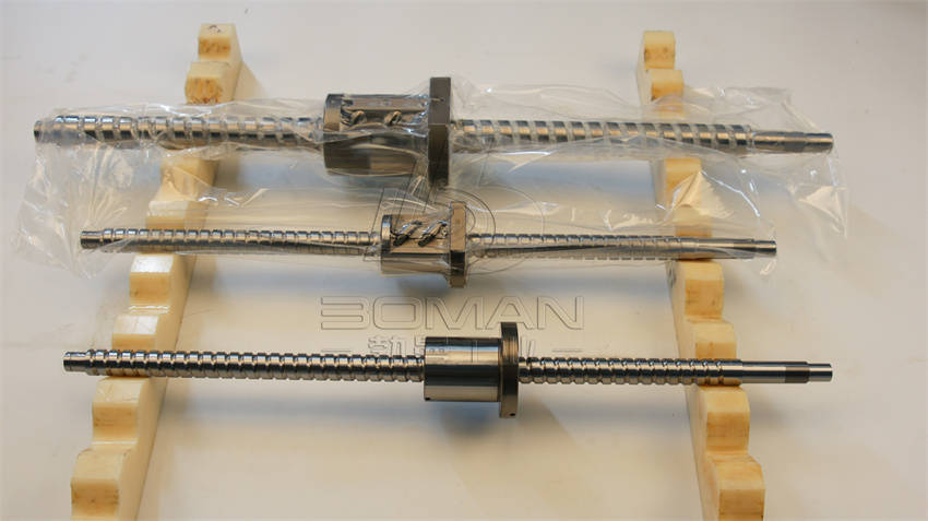 1額定動載荷c(kn)& : 5.75導軌安裝孔尺寸& : 4.5x7.5x5.