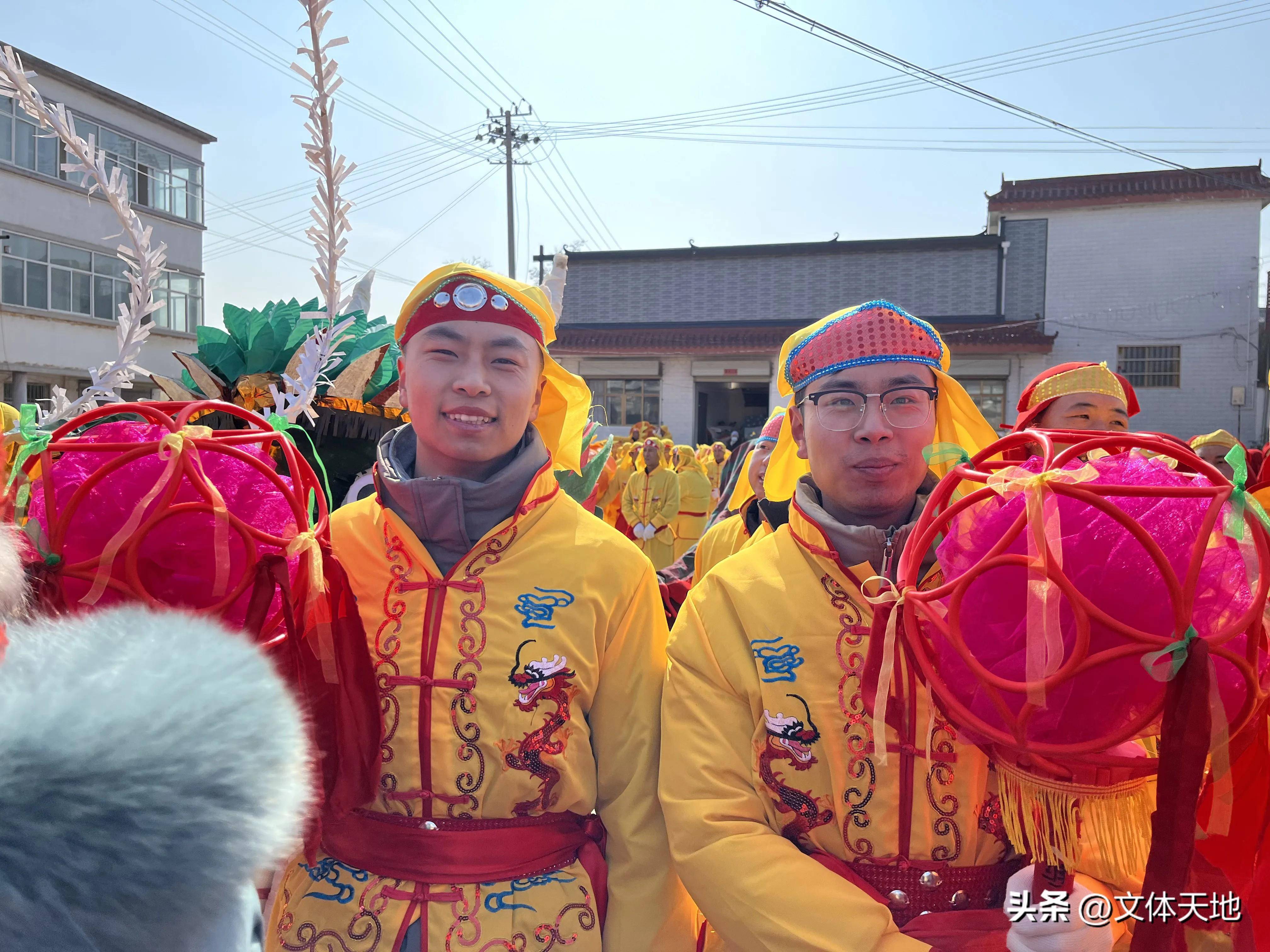 龙狮迎冰雪地图图片