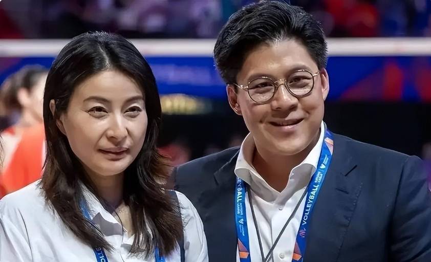 霍启刚就职新岗位,与刘国梁平级,郭晶晶喜笑颜开_天津市_评论_网友