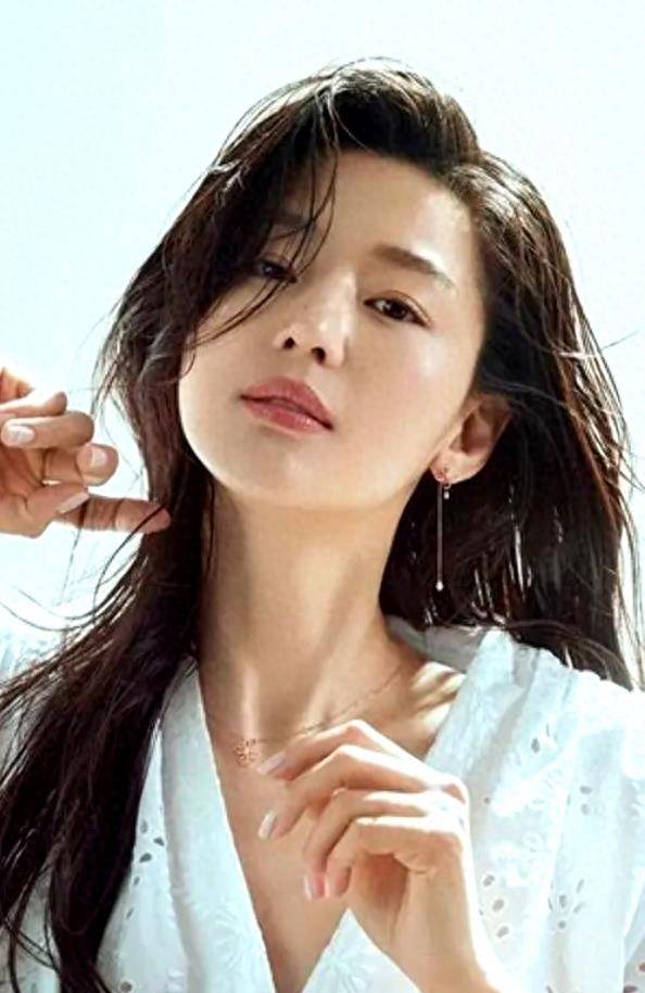 42岁全智贤,这身材太窒息!简直绝了!_生涯_演艺界_电影