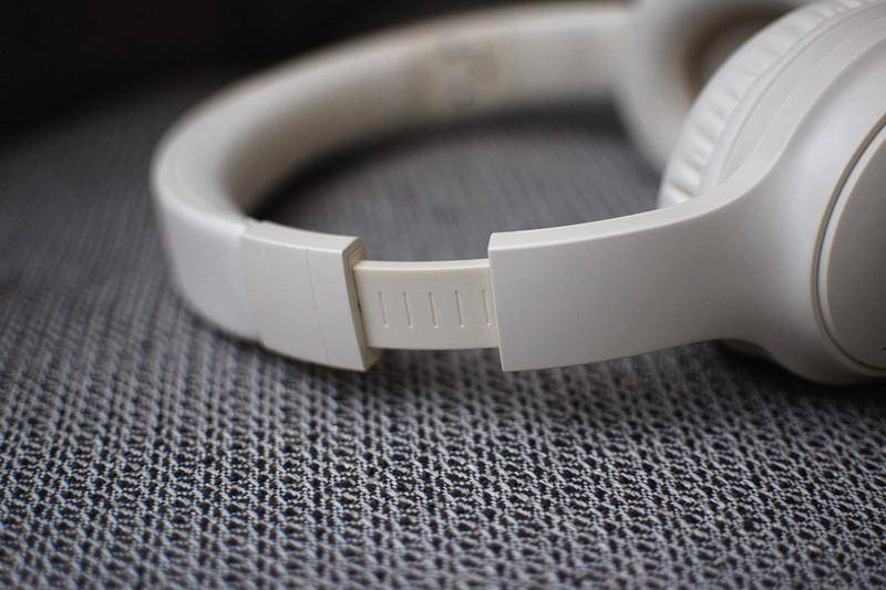 50小时超长续航 双重降噪 西圣H1头戴式主动降噪蓝牙耳机