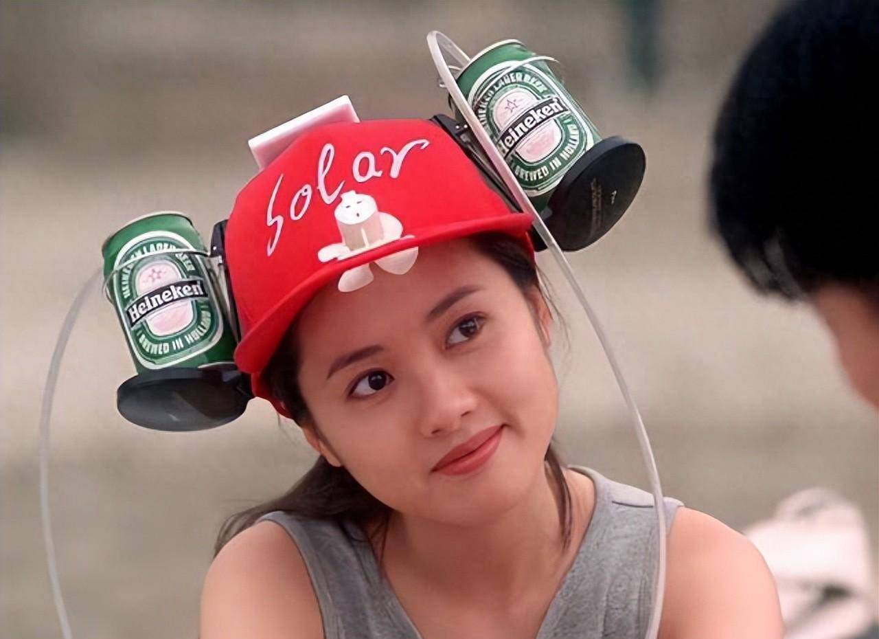 她曾是"三级片女王",长得比舒淇还美,如今57岁有