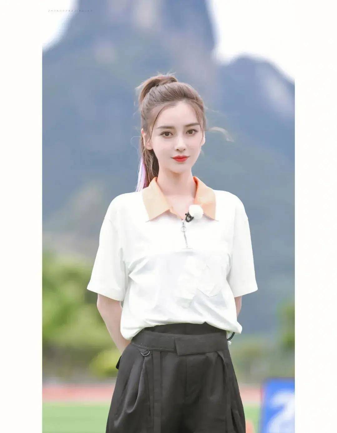 杨颖遭《花少》工作人员爆料:耍大牌,行为恶劣,复出之路再受阻_事情