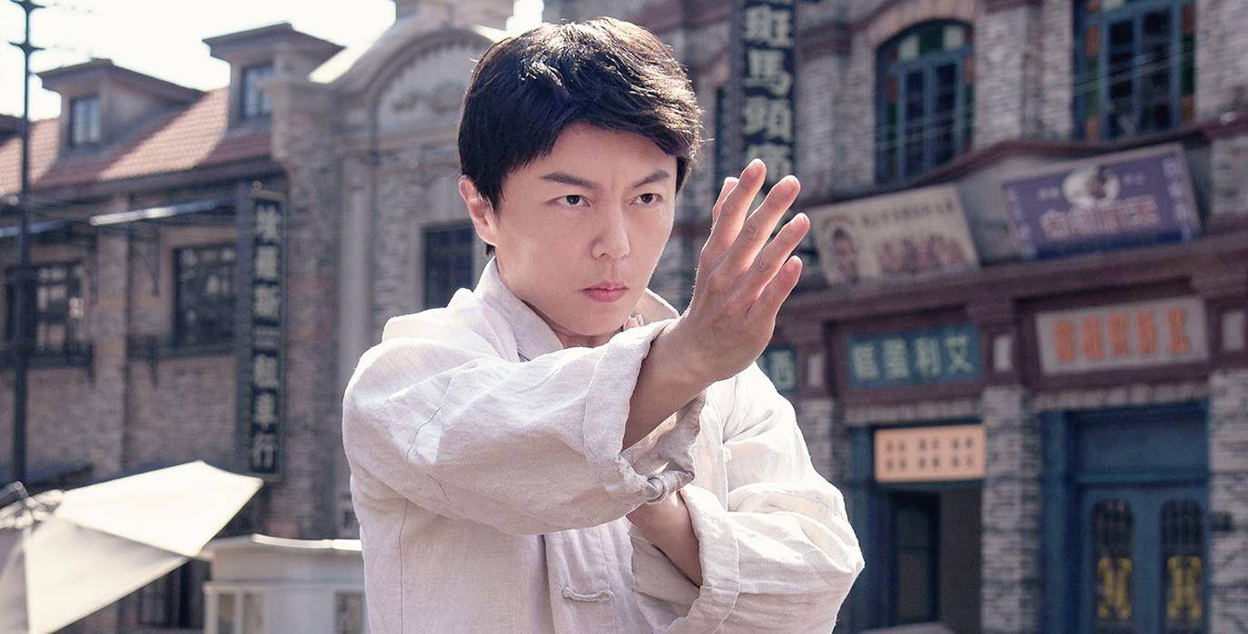 效仿吴京,怒砸1500万拍新片,首日票房才19万?_吴樾_观众_谢苗