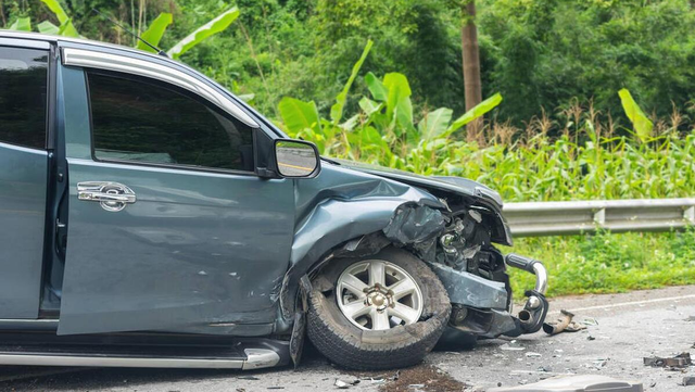 年底了,车祸频发,交通安全应牢记心中
