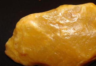 福建农民挖到九斤上等田黄石,30年前卖了11万,专家:你亏大了!