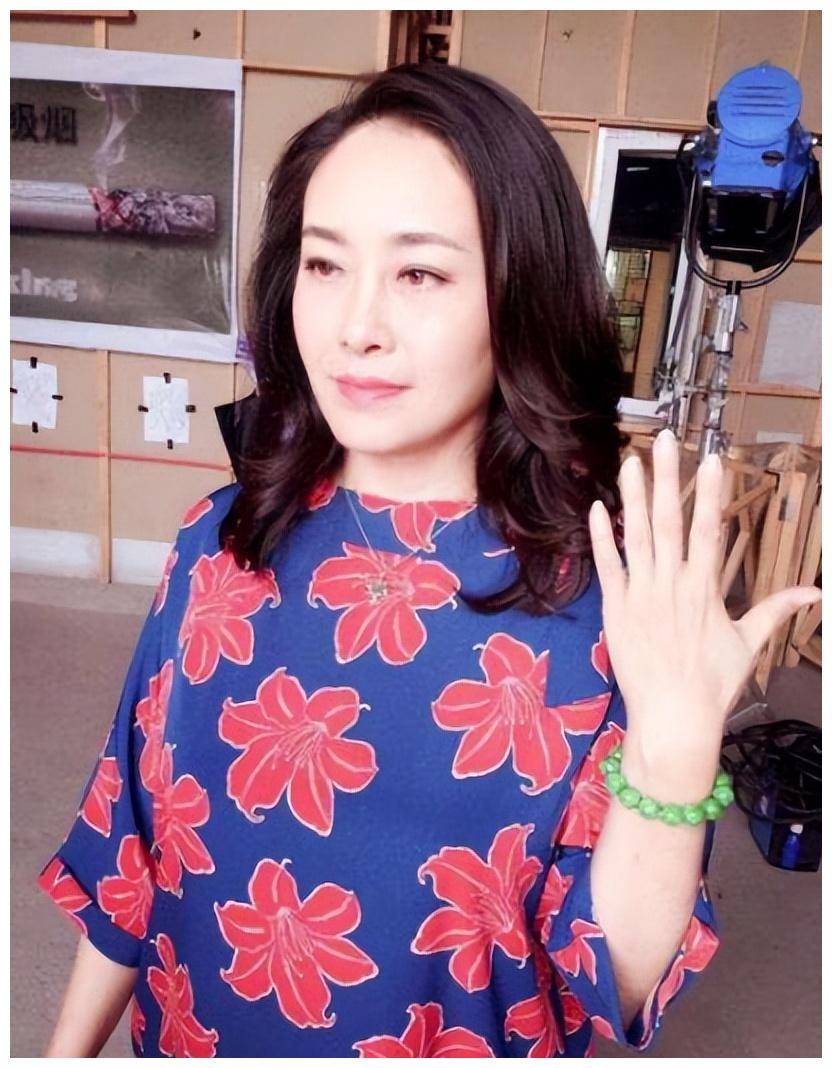著名演员贾妮:我这辈子最正确的决定,就是赌气嫁给前男友铁哥们_哥哥