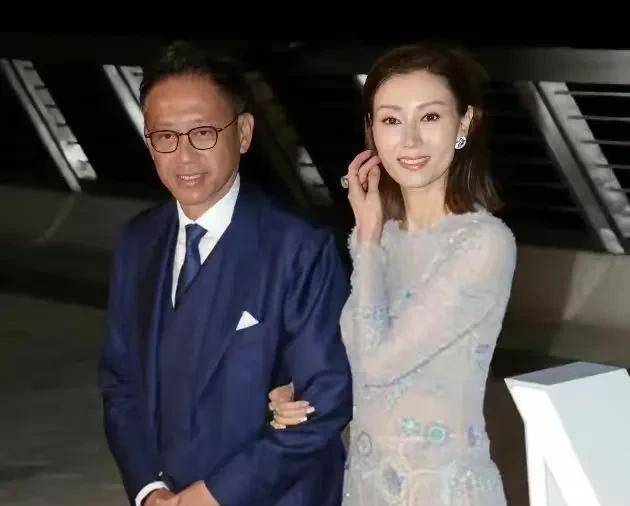 关芝琳和李嘉欣究竟谁更加漂亮_富豪_人生_名气