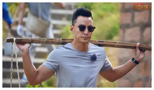 吴彦祖发微博痛批亚裔芭比"太刻板"!网友惊:阿祖你被盗号了?