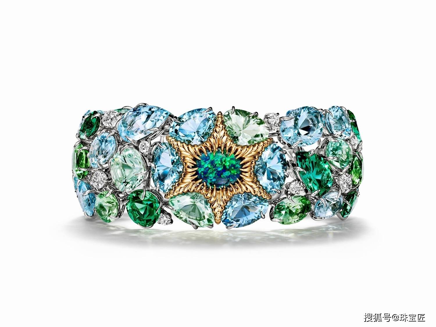 2023谁是年度最美?谁家花大钱做了丑东西?看这一篇!