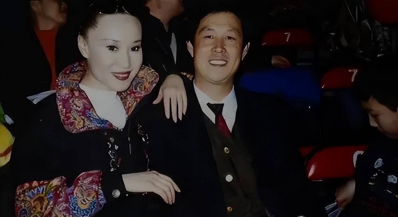 2001年,41岁健美皇后马华突然去世:死前身上出现了大片红紫瘢痕_运动