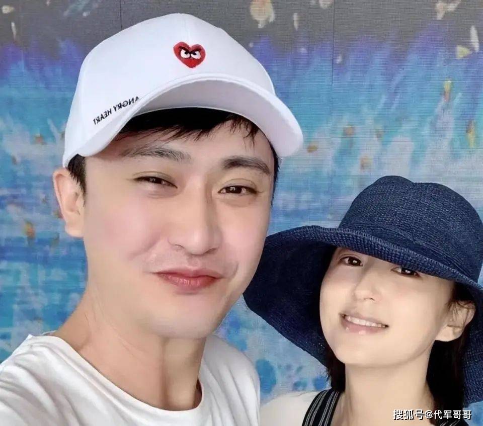 央视主持人杨帆:娶平凡妻子,家庭幸福美满,如今41岁成人生赢家_父亲