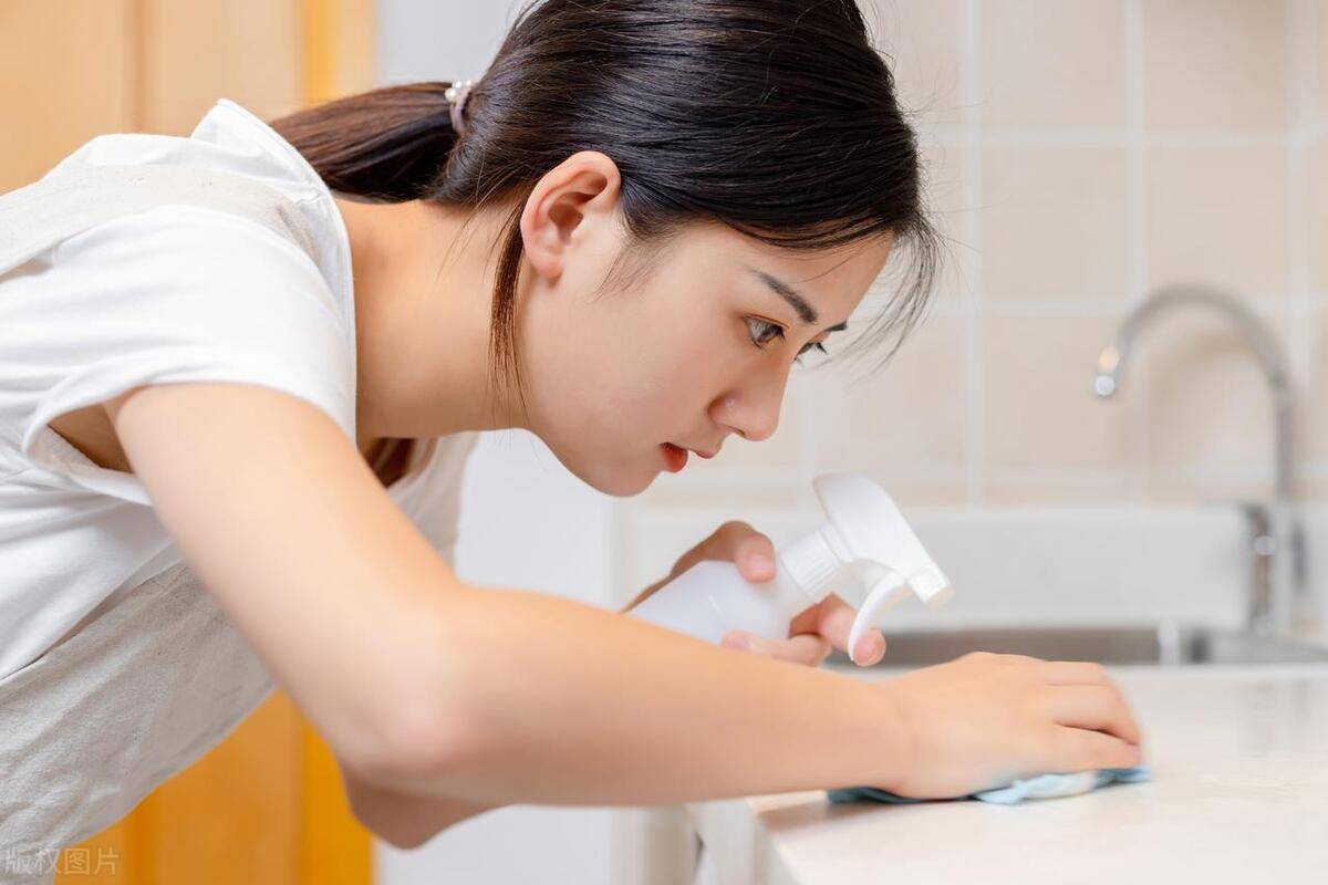 年后找家政阿姨要不要提前预定?