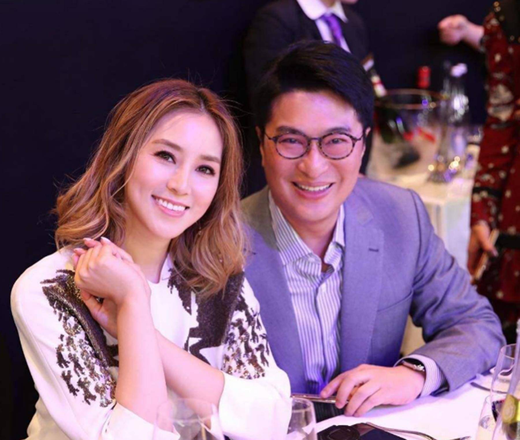 徐子淇8年生4胎奖励10亿,郭晶晶当年生第三胎,公公只说了8个字