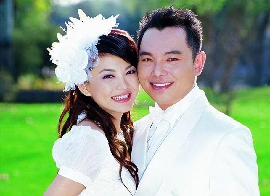 到万人嫌,这4位女星炫富,不忠诚,装清纯,说话不过脑_李湘_董洁_潘粤明