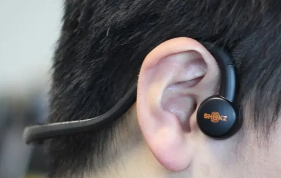 游泳耳机有哪些？骨传导游泳耳机和入耳式游泳耳机的好处与坏处