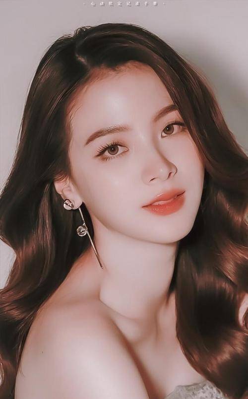 "自带坏人脸"的6位女明星,眉眼间透着刻薄,有人终究是可惜了_表演