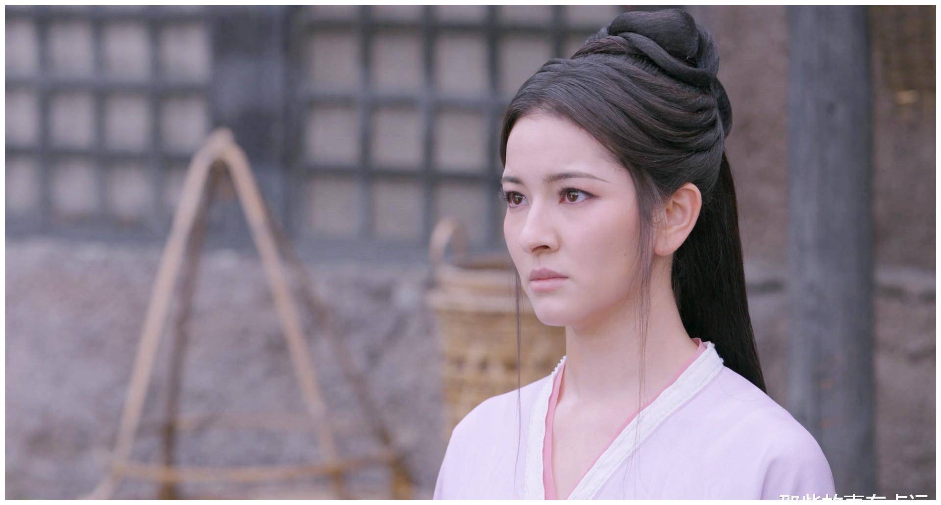 欧阳明珠得故事开始于九年前,有一个连厉江流的男人,杀害了欧阳明珠的