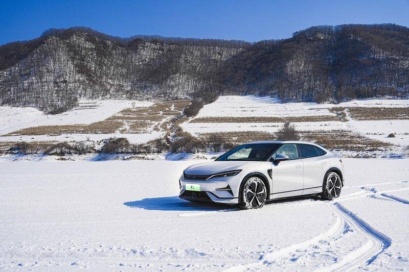 比亚迪助力松花江滑冰马拉松，助推冰雪经济发展