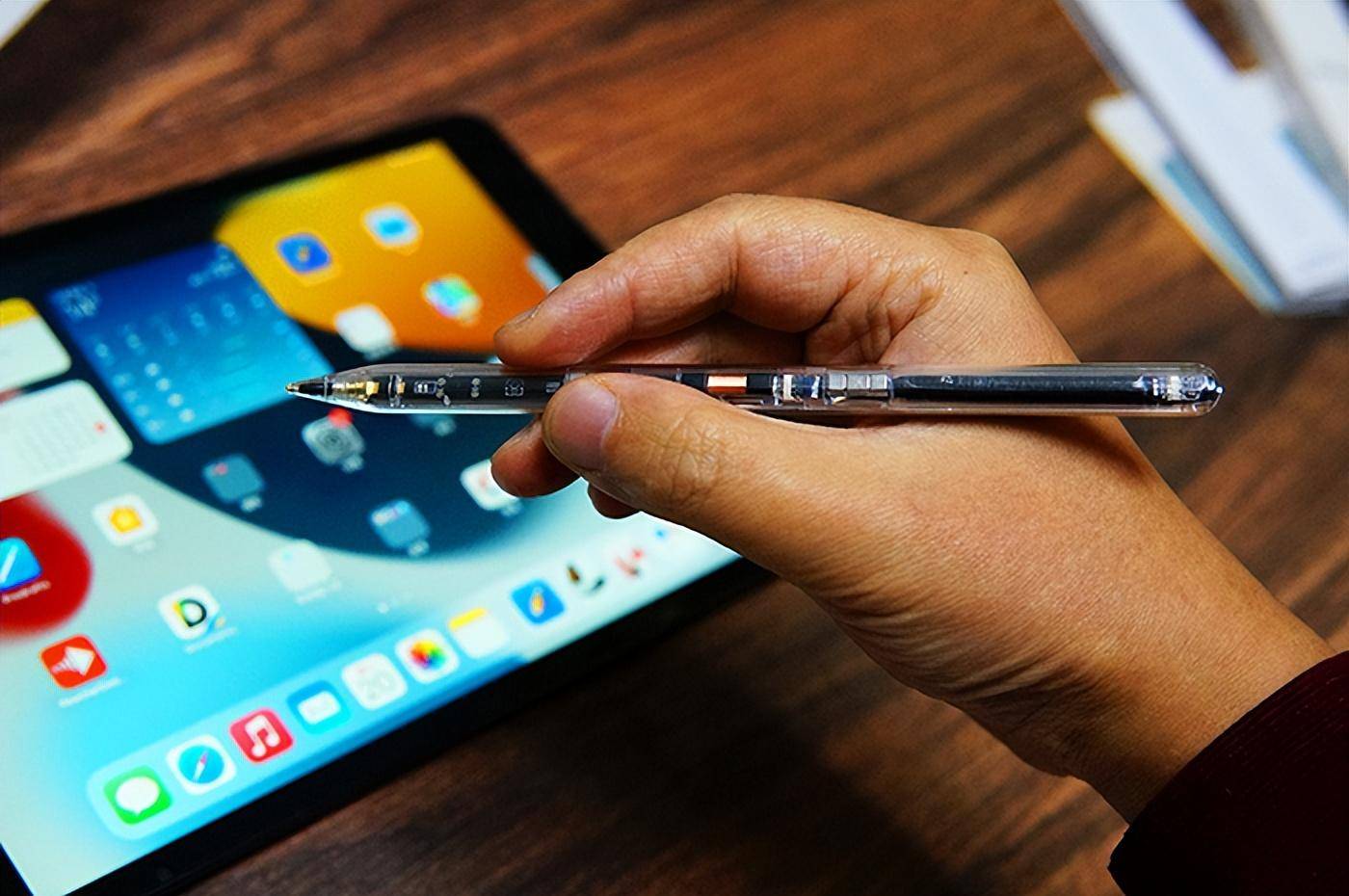 西圣pencil2书写十分流畅,从来没有出现断触的情况