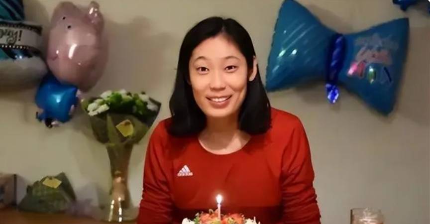 中国女排朱婷:用比赛奖金还清家中债务,为家乡修20公里柏油路_排球赛
