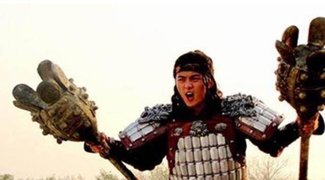 裴元庆曾经和他的父亲裴仁基共打过瓦岗寨,而结果是被秦琼就计谋收服.