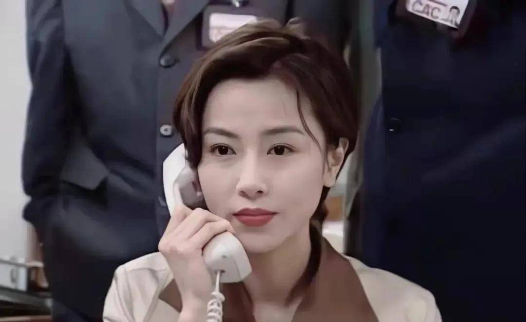 盘点下港圈曾经让人眼前一亮的短发造型的女明星_袁洁莹_长发_五官