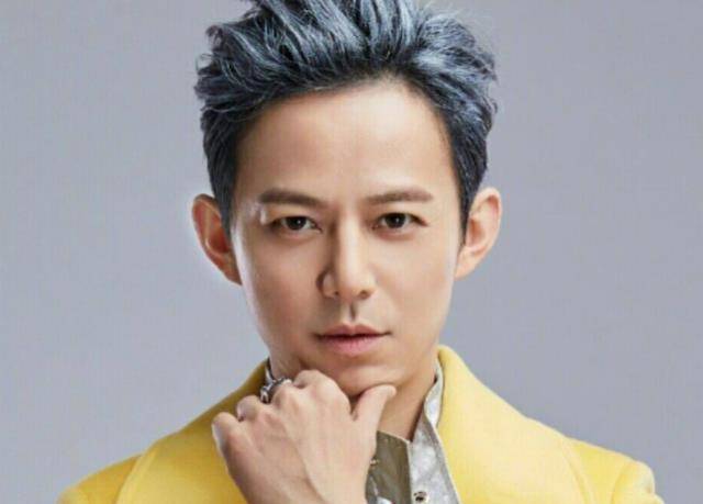 何炅绯闻爱情盘点:和王菁到底啥关系?